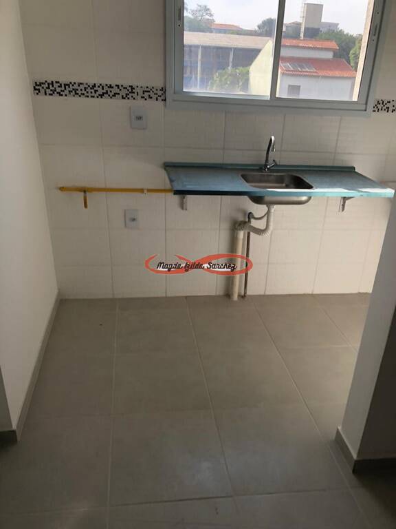 Apartamento à venda com 2 quartos, 37m² - Foto 7