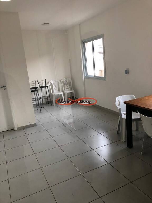 Apartamento à venda com 2 quartos, 37m² - Foto 18