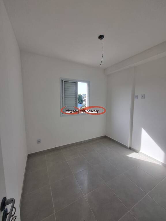 Apartamento à venda com 2 quartos, 37m² - Foto 10