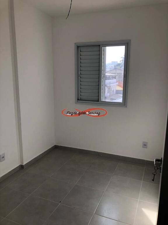 Apartamento à venda com 2 quartos, 37m² - Foto 8