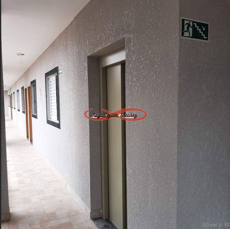 Apartamento à venda com 2 quartos, 42m² - Foto 16