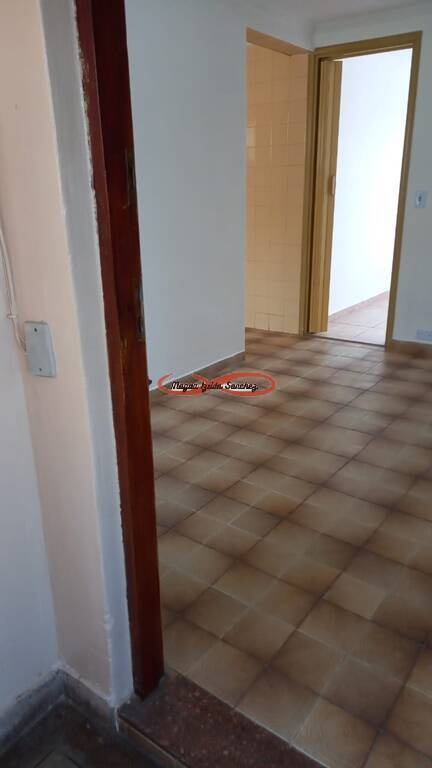 Apartamento à venda com 2 quartos, 44m² - Foto 1