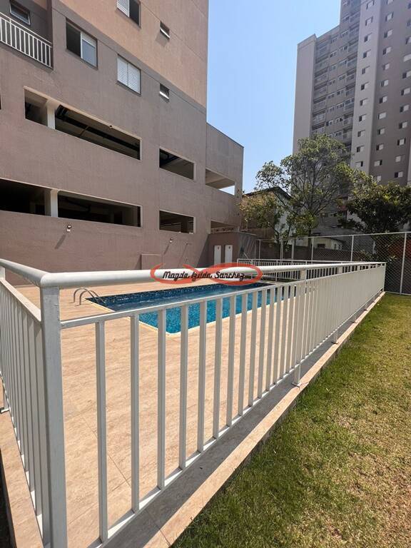 Apartamento à venda com 2 quartos, 47m² - Foto 27