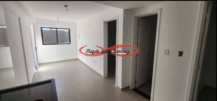 Apartamento à venda com 2 quartos, 33m² - Foto 1