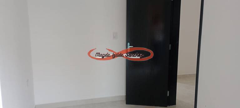 Apartamento à venda com 2 quartos, 42m² - Foto 5