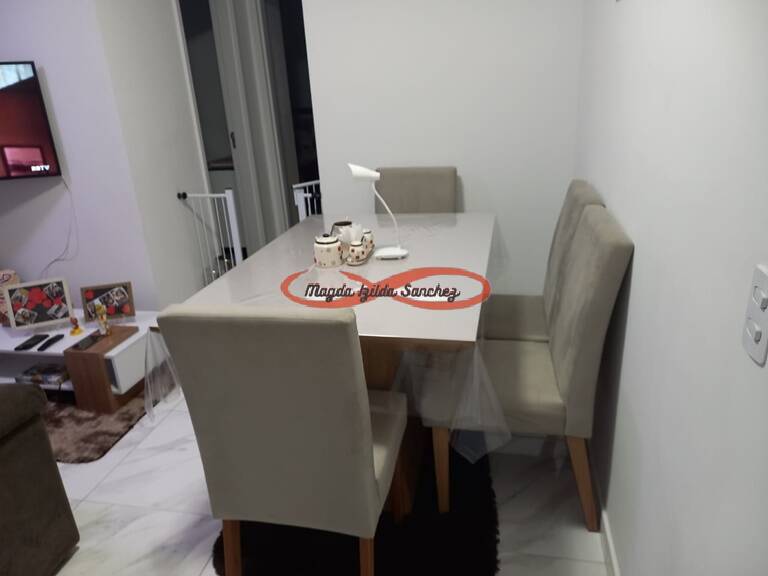 Apartamento à venda com 2 quartos, 42m² - Foto 3