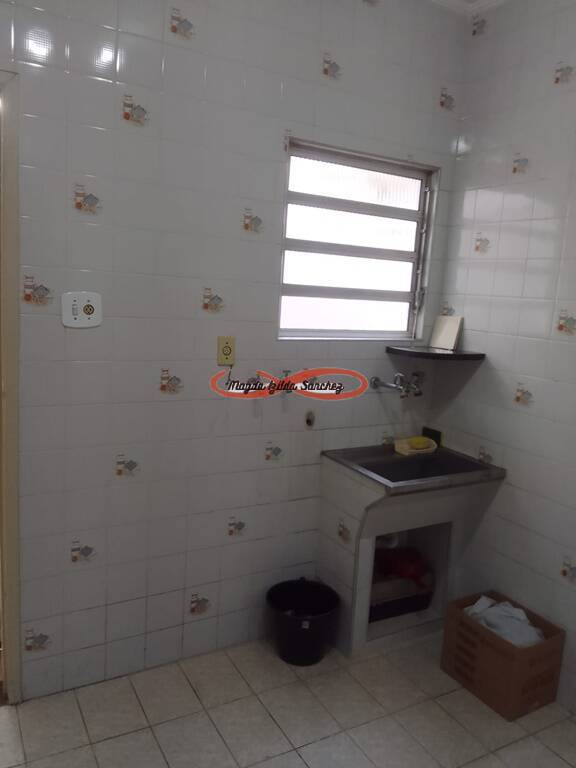 Casa à venda com 3 quartos, 99m² - Foto 17