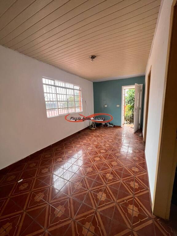 Casa para alugar com 2 quartos, 60m² - Foto 3