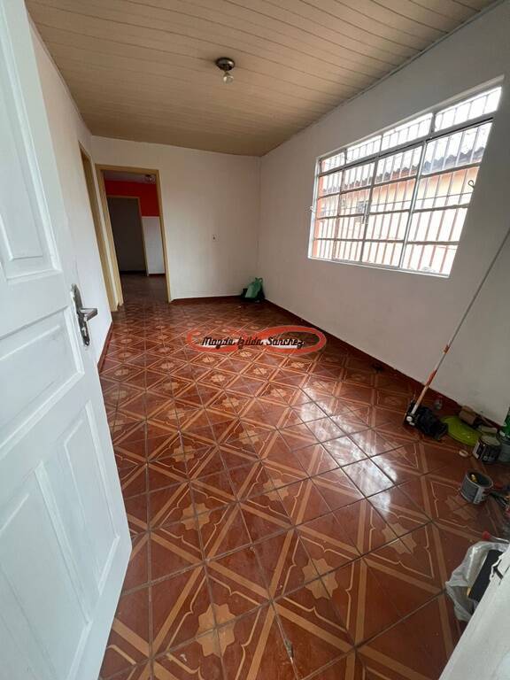 Casa para alugar com 2 quartos, 60m² - Foto 2