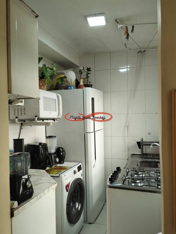 Apartamento à venda com 1 quarto, 40m² - Foto 9