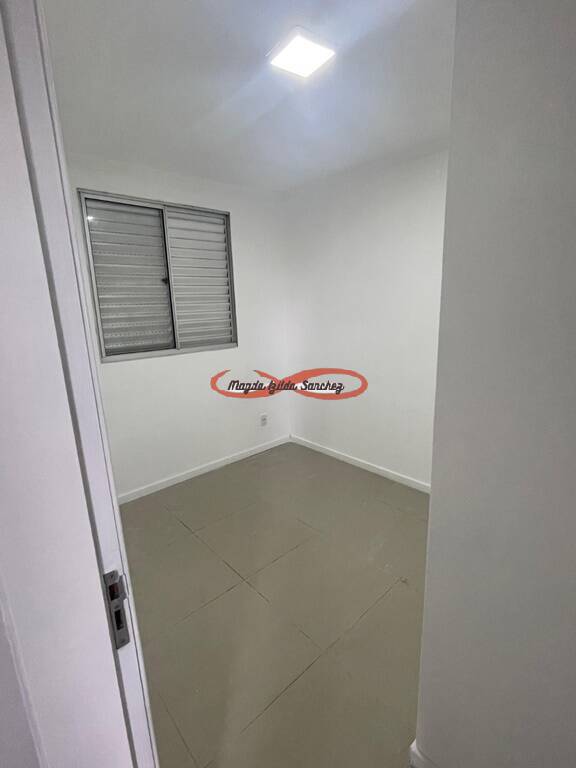 Apartamento à venda com 2 quartos, 49m² - Foto 11