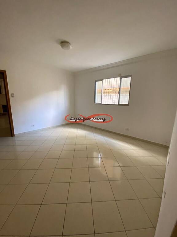 Casa para alugar com 1 quarto, 60m² - Foto 1