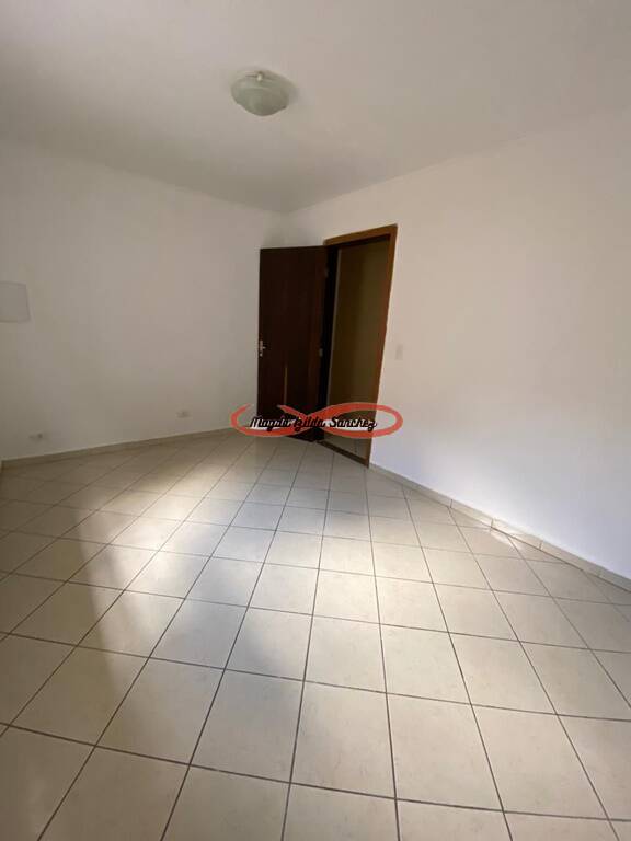 Casa para alugar com 1 quarto, 60m² - Foto 11