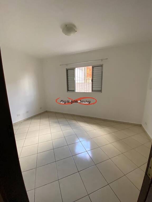 Casa para alugar com 1 quarto, 60m² - Foto 10