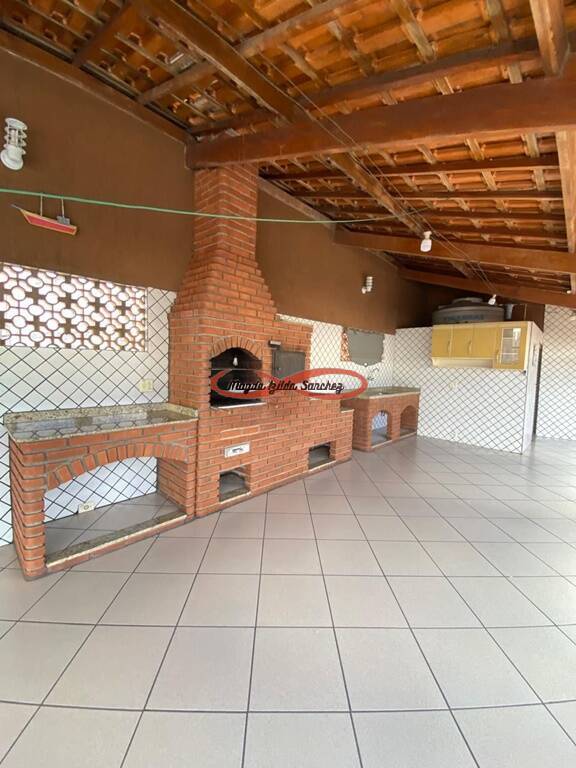 Casa para alugar com 1 quarto, 60m² - Foto 18