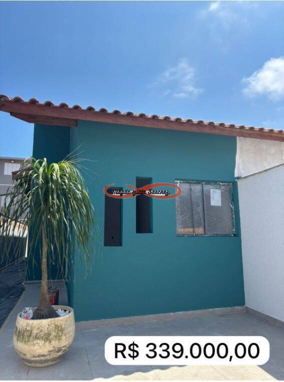 Casa à venda com 2 quartos, 60m² - Foto 1