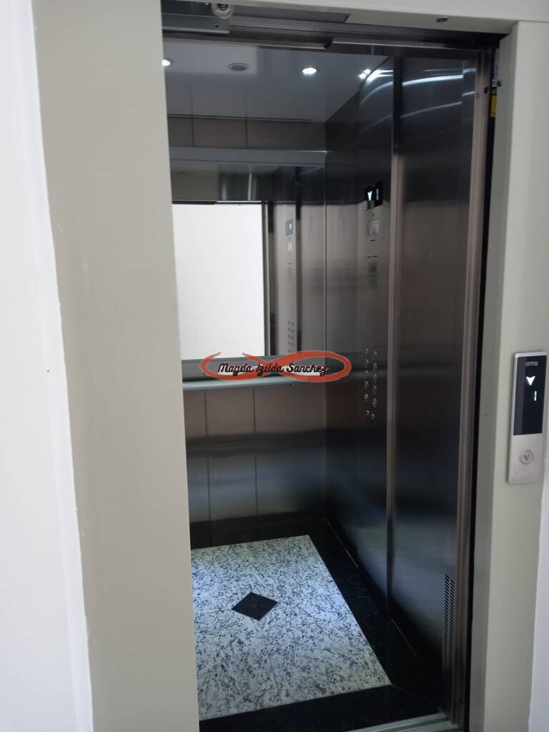 Apartamento à venda com 2 quartos, 44m² - Foto 17